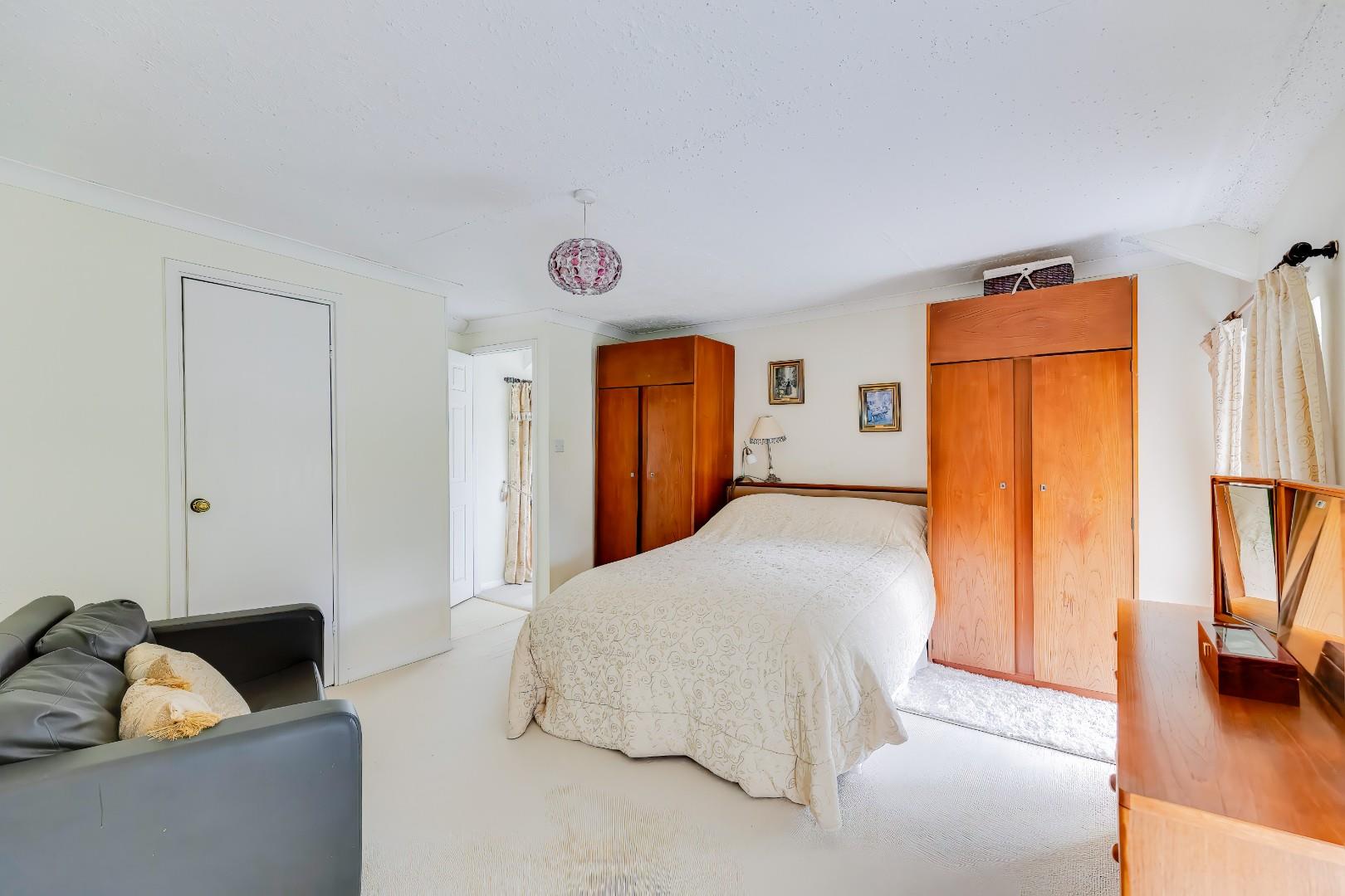 The Common, Bryncethin, Bridgend, CF32 9TA